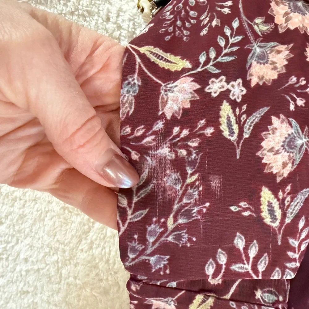 Ria Shah Label maroon floral printed cape set - Picture 9 of 9